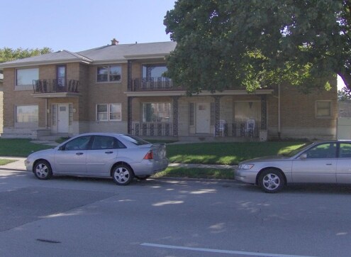 Primary Photo - 4312-4314 N 76th St