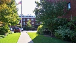 Foto del edificio - 1437 E 108th St