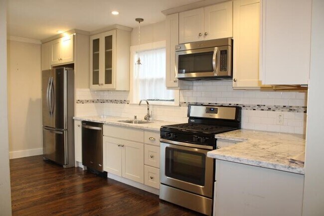 Foto del edificio - 2887 Lincoln Ave