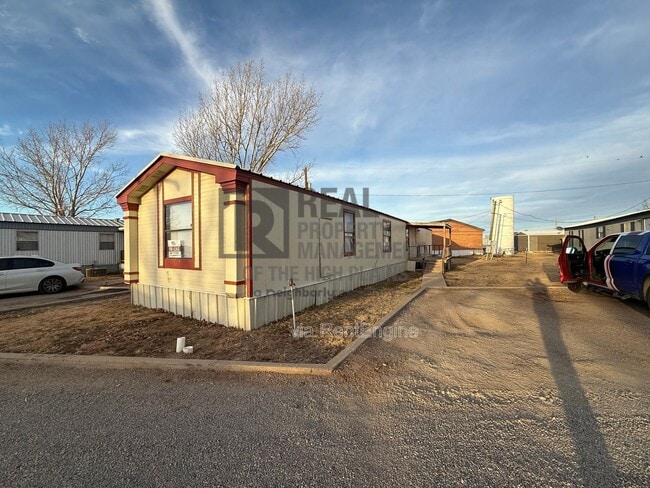 Building Photo - 8230 Upton Rd