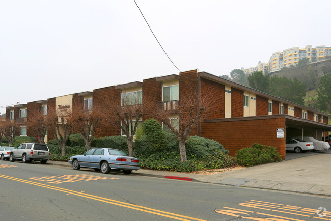 Building Photo - MonteVista Apartments