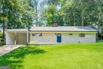 Building Photo - 2018 Bramblewood Dr NE