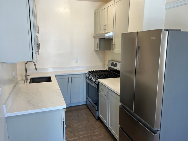 Foto del edificio - Beautiful newly remodeled studio w/brand n...