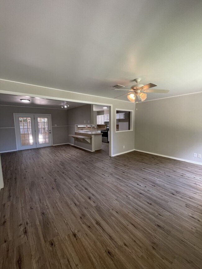 Foto del edificio - 3 bed 2 bath Home for Rent in Monroe | Pel...