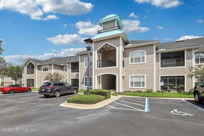 Building Photo - 225 Presidents Cup Way