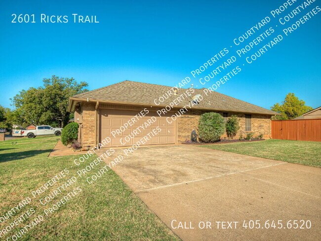 Foto del edificio - 2601 Ricks Trail
