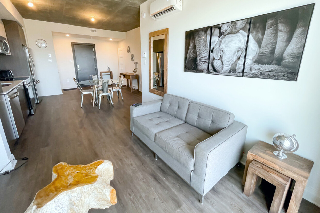 Photo principale - 3940 Blvd Saint-Elzar O Blvd