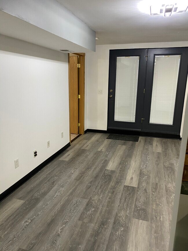 Foto del edificio - 3153 S May St