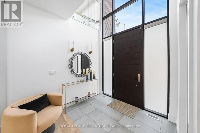 Photo du bâtiment - 17 Nesbitt Dr