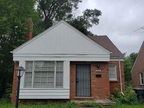 Building Photo - 13137 Elmdale St