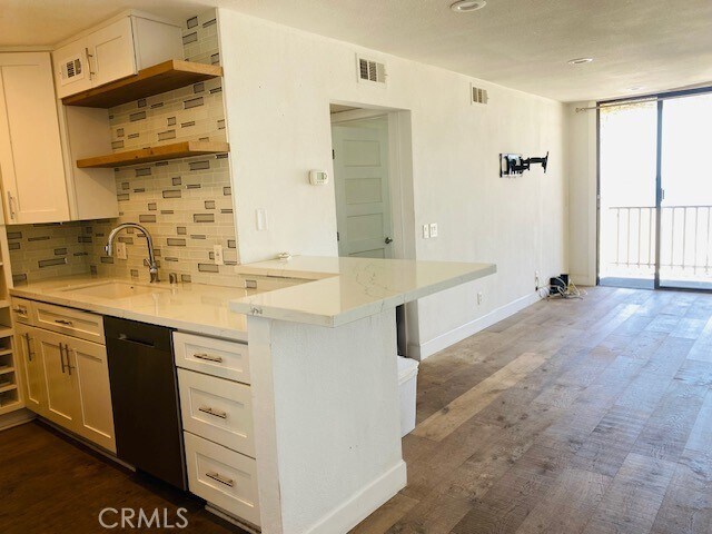 Foto del edificio - 1140 E Ocean Blvd