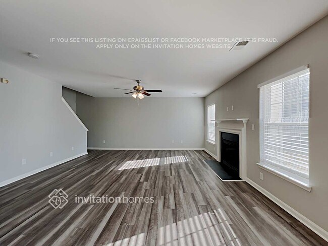 Foto del edificio - 6535 Centerline Dr