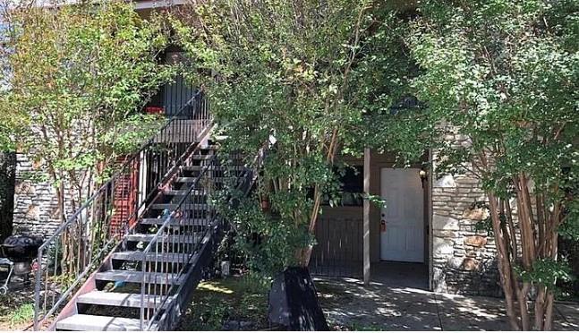 Foto principal - 7001 Oak Meadow Cir