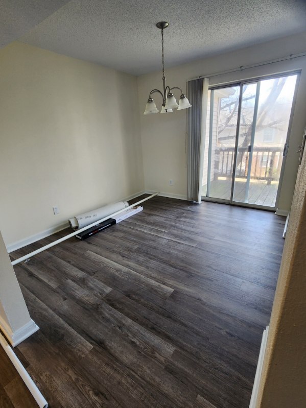 Building Photo - 1603 Oriole Ln