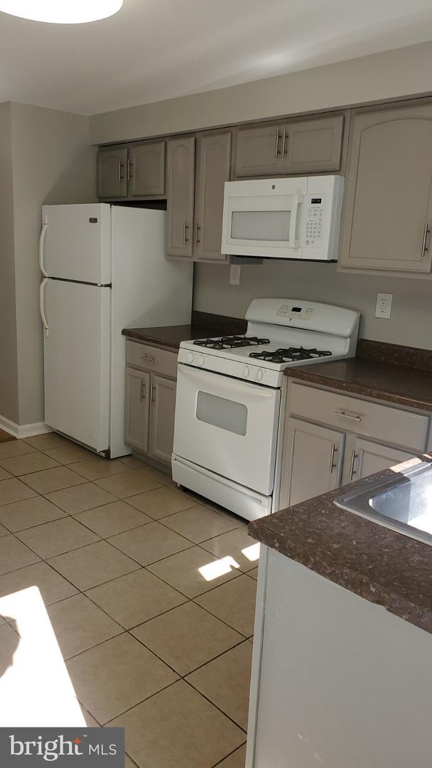 Foto del edificio - 3627 N Sydenham St