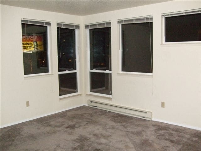 SW CORNER LR - 625 SW 155th St