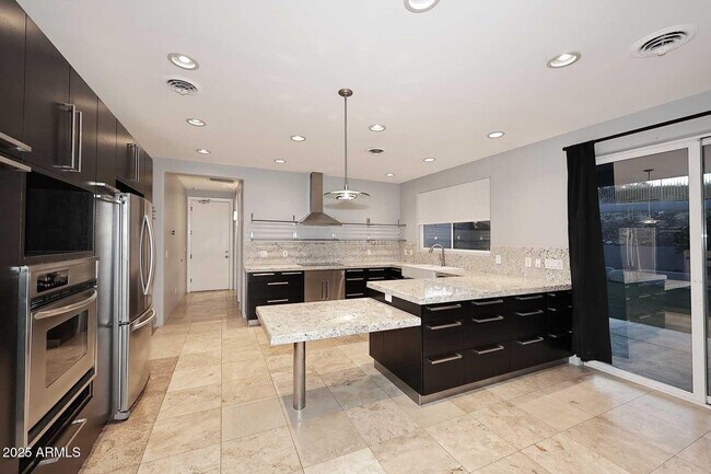 Foto del edificio - 18258 N 15th Pl