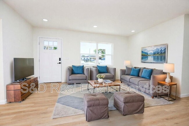 Building Photo - 2919 Hickory St