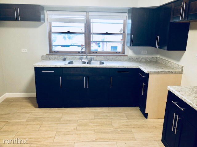 Primary Photo - 1 br, 1 bath Apartment - 9725 S Pulaski Rd