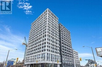 Building Photo - 2020-2020 Bathurst St