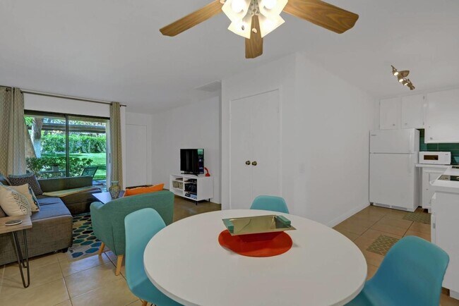 Foto del edificio - 680 N Ashurst Ct