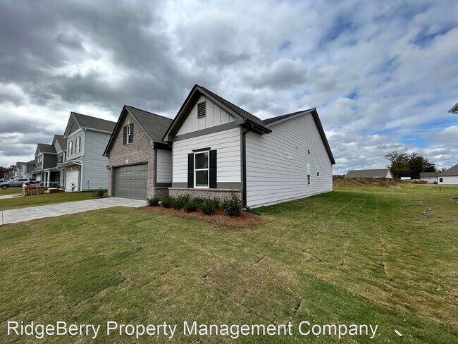 Building Photo - 3 br, 2 bath House - 107 Royal Oak Dr