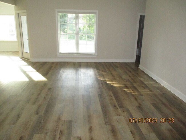 Foto del edificio - 219 N Buck Run Dr