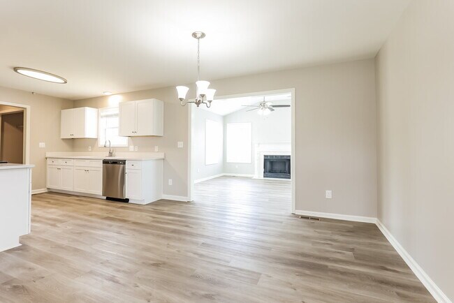 Foto del edificio - 2987 Pipkin Hills Dr