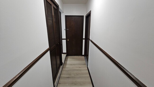 Foto del edificio - 4 Bedroom Single Family Home in Troy