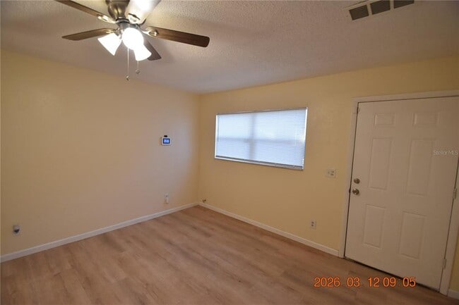 Building Photo - 1106 E Seneca Ave