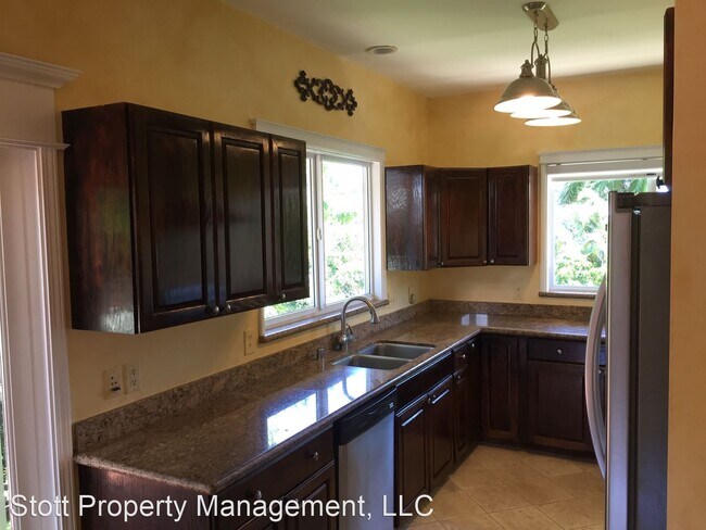 Building Photo - 4 br, 2 bath House - 447 Wyllie Street