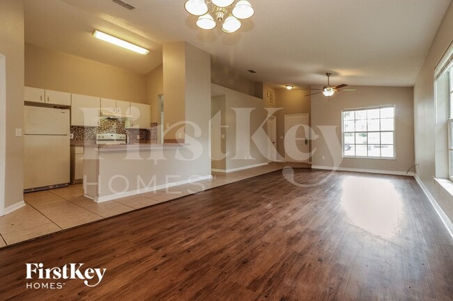 Building Photo - 8006 Grand Pines Blvd