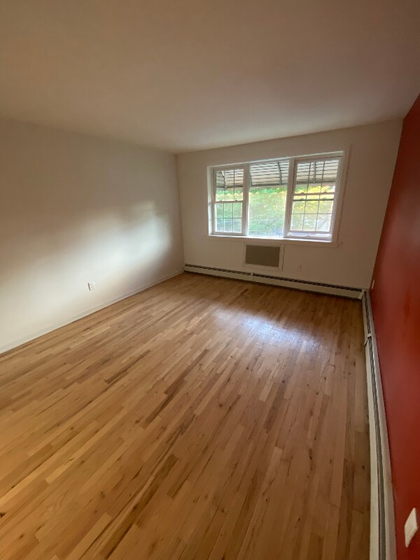 Building Photo - 4158 Barnes Ave