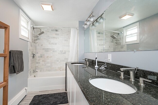 Foto del edificio - 5 Munroe St