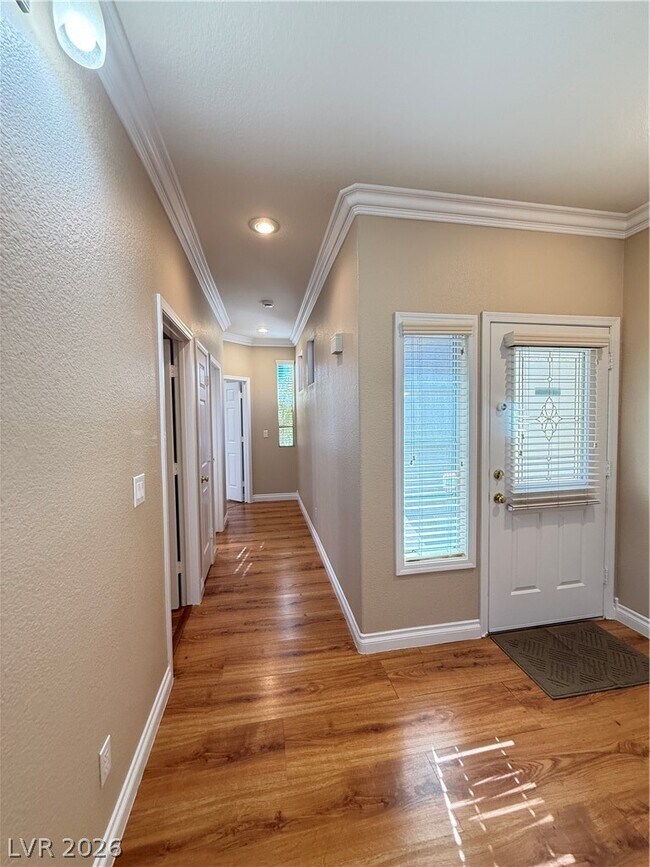 Foto del edificio - 10146 Queens Church Ave