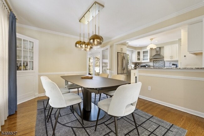 Building Photo - 23 Victor Ave