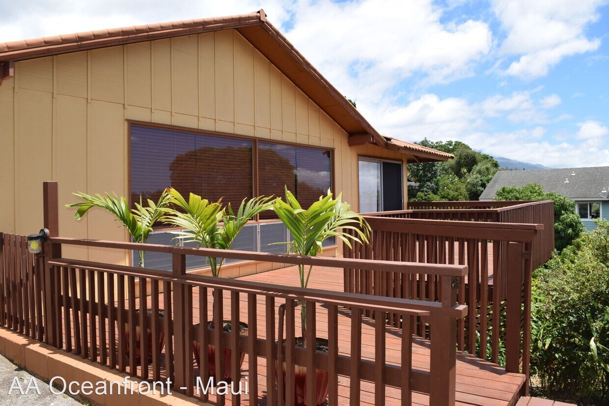 3 br, 2 bath House 72 Mano Drive House Rental in Kula, HI