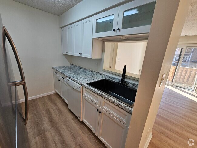 Building Photo - 1108 Ravens Crest Dr