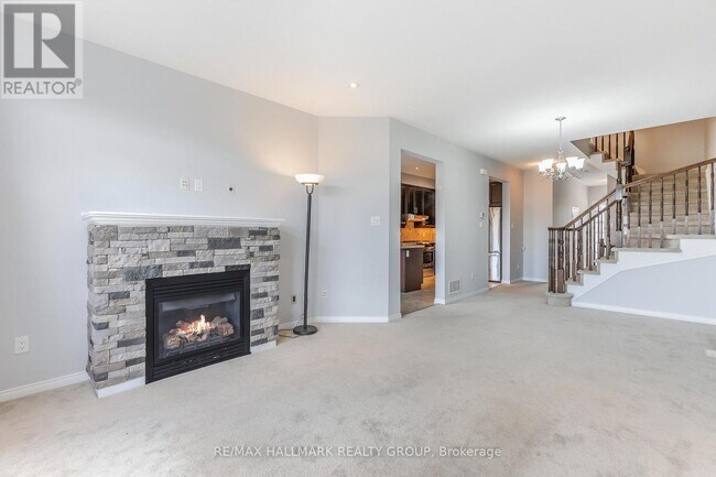 Building Photo - 580 Pepperville Crescent