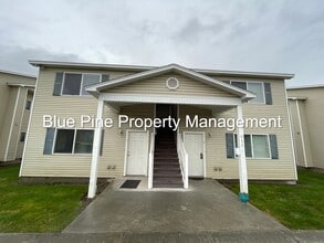 Building Photo - 952 Anne St