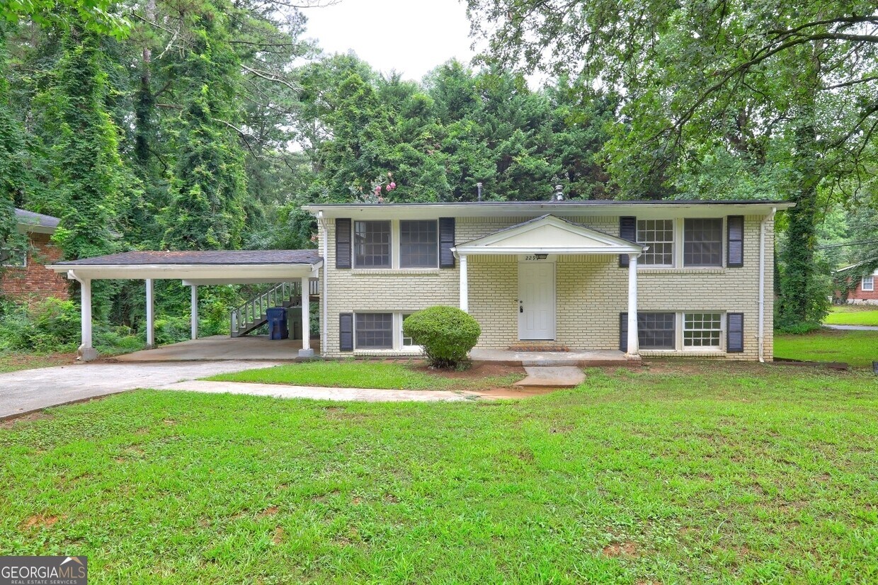 Primary Photo - 2299 Omaha Rd SW