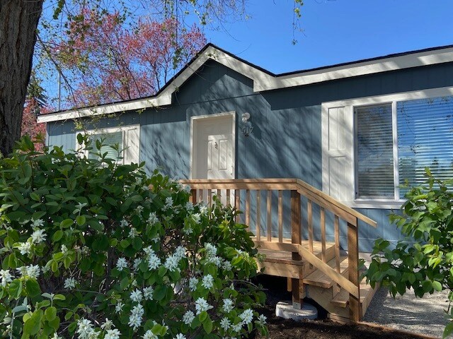 Foto del edificio - 517 Lytton St