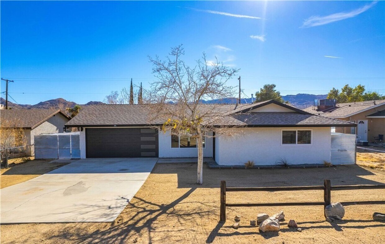 Primary Photo - Newly Renotaved and Ready for Movein!