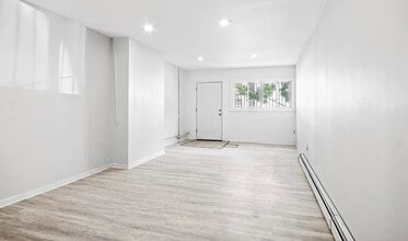 Building Photo - 1155 Summit Ave
