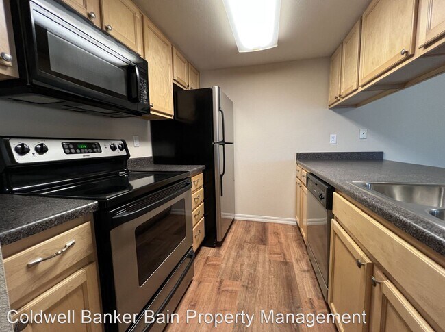 Building Photo - 2 br, 1 bath House - 13011 E. Gibson Rd. U...