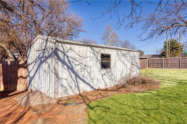 Building Photo - 105 Ramsey Pl