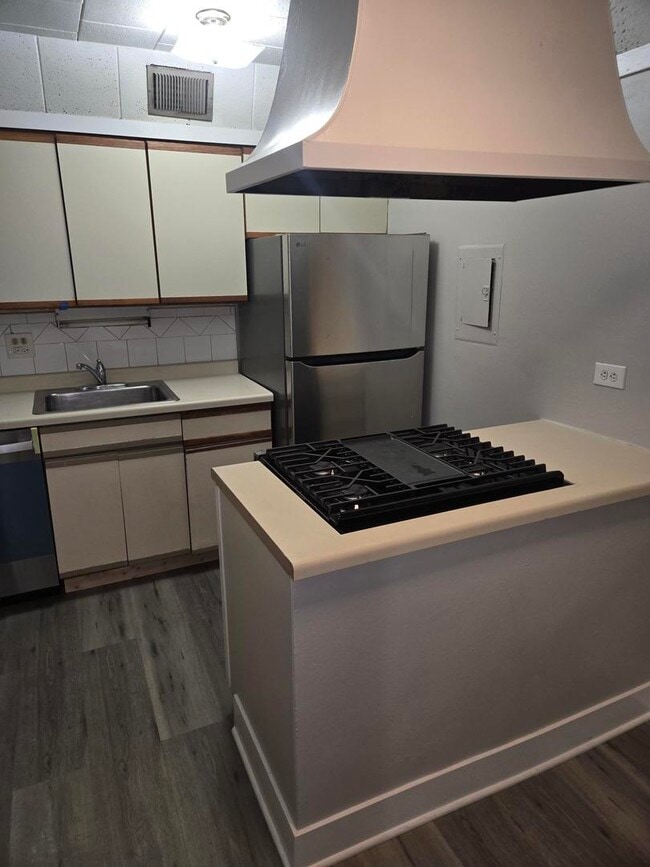 Building Photo - 1808 Fayette Walk