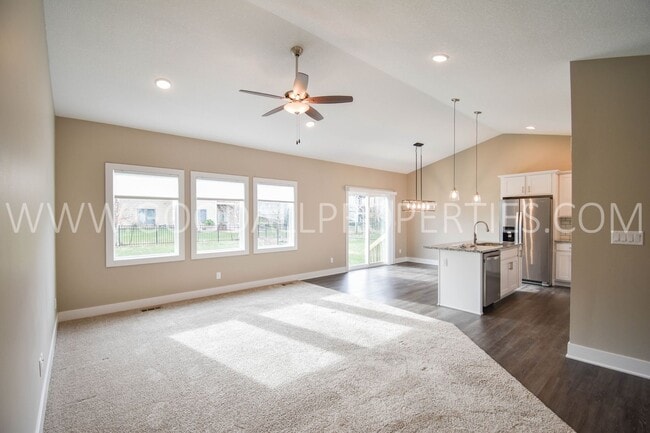 Building Photo - Clive 4 BR Ranch with a Finished lower level.