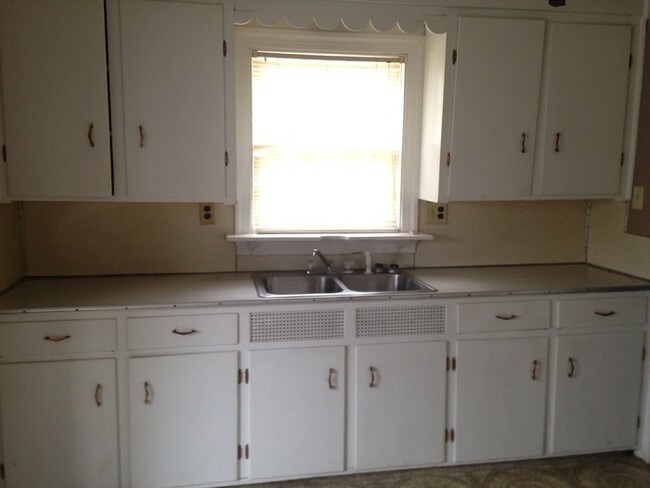 Building Photo - 3149 Brooks St