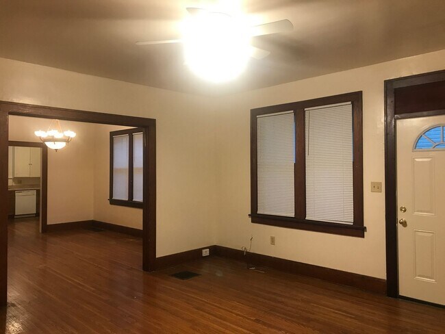 Foto del edificio - Cherry Street Duplex